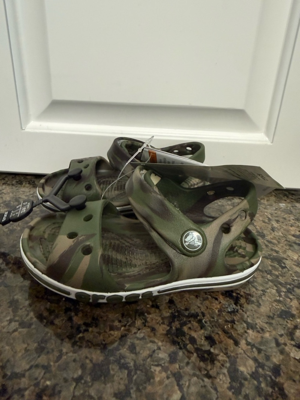 NWT  Crocs Kids' Bayaband Marbled Sandals Camo Size C7